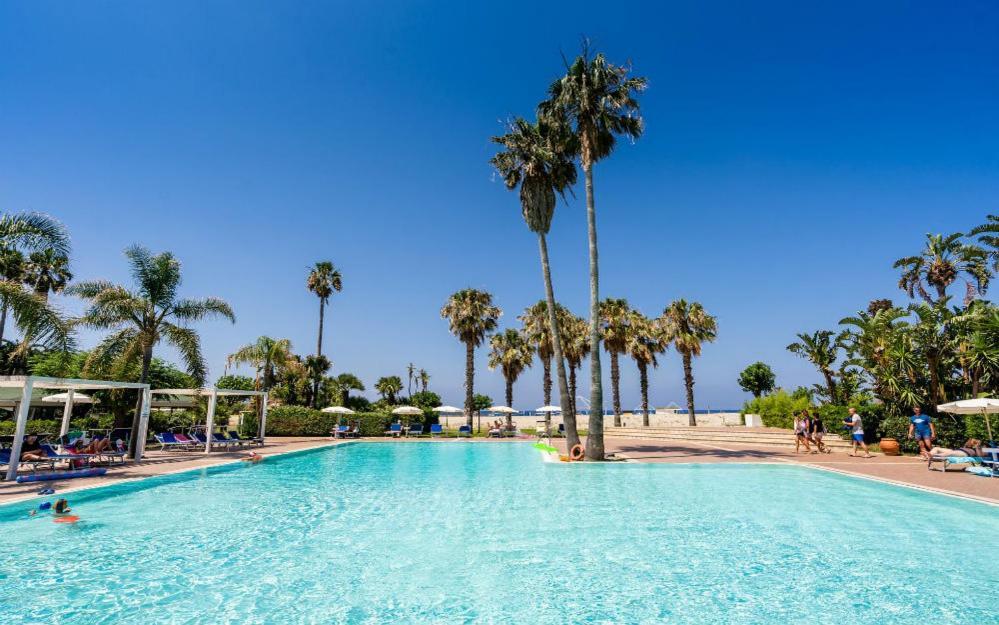 Fruit Village Mortelle Le Dune Beach Resort Exteriör bild